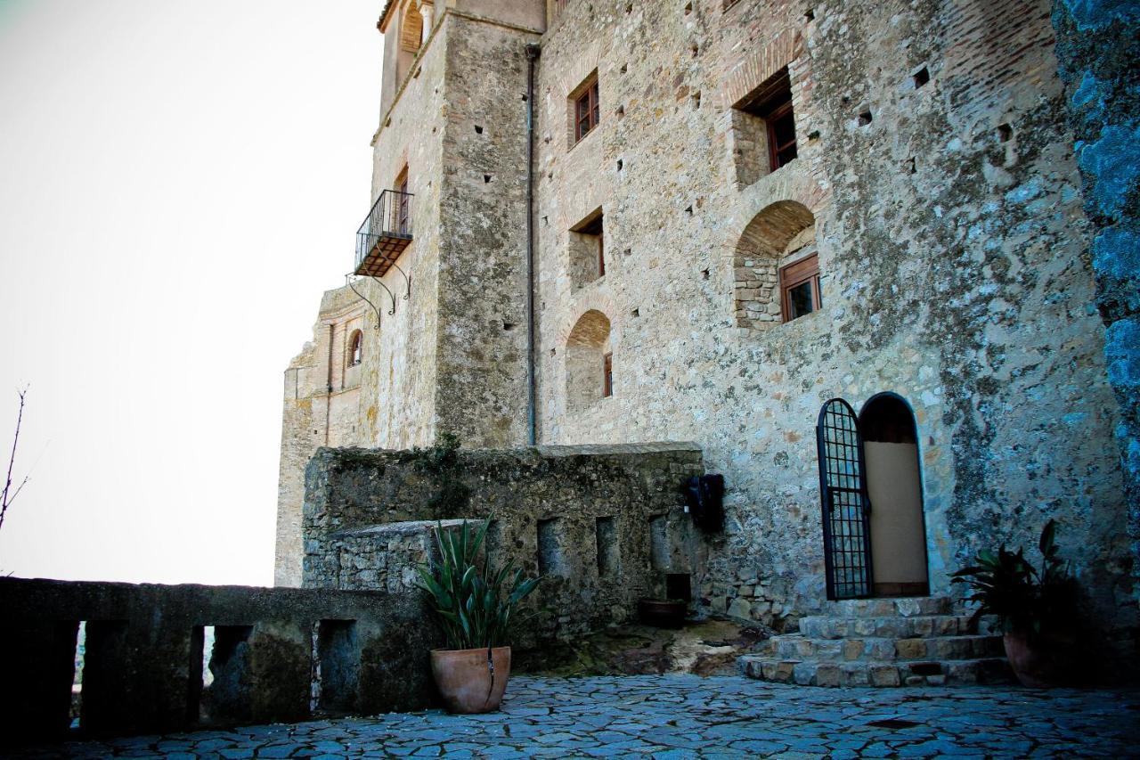 Hotel Tugasa Castillo De Castellar Castellar de la Frontera Ngoại thất bức ảnh