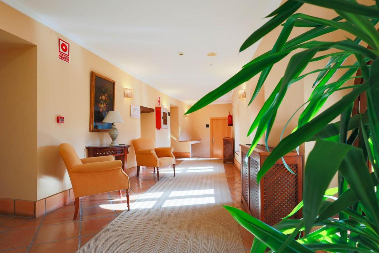 Hotel Tugasa Castillo De Castellar Castellar de la Frontera Ngoại thất bức ảnh